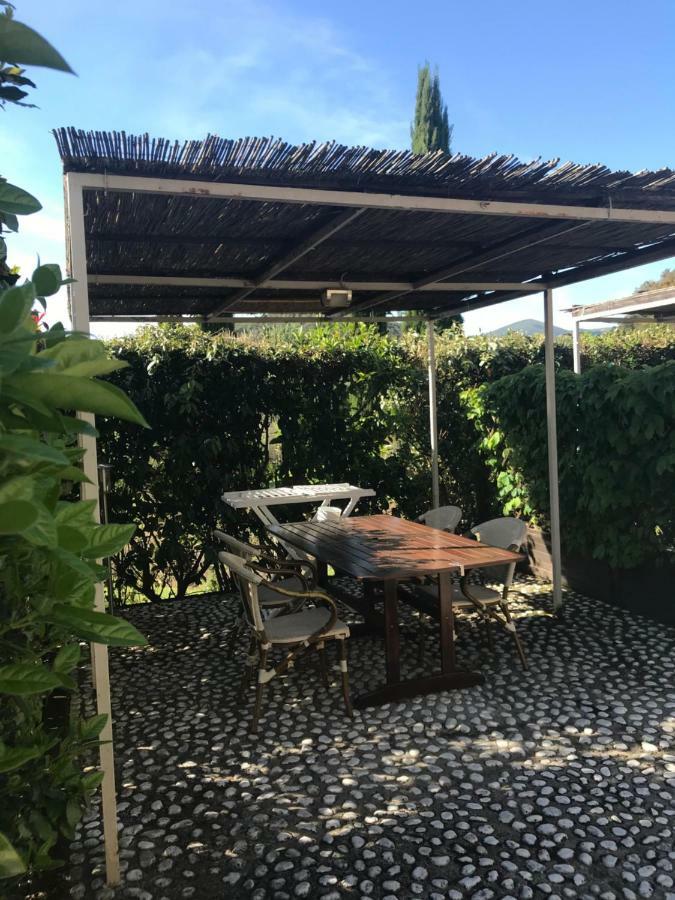 Casa Vacanze "Casale Al Pino" Riparbella Exterior photo